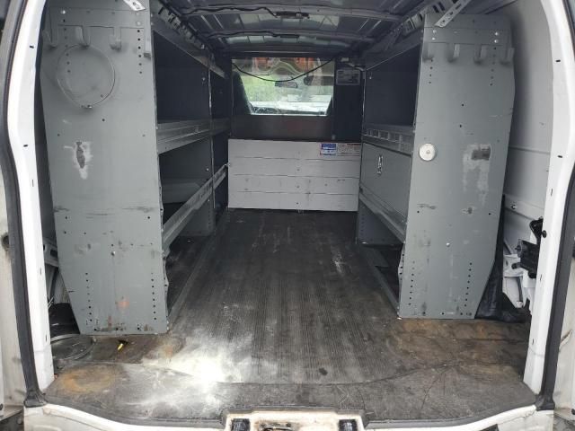 2016 Chevrolet Express G2500