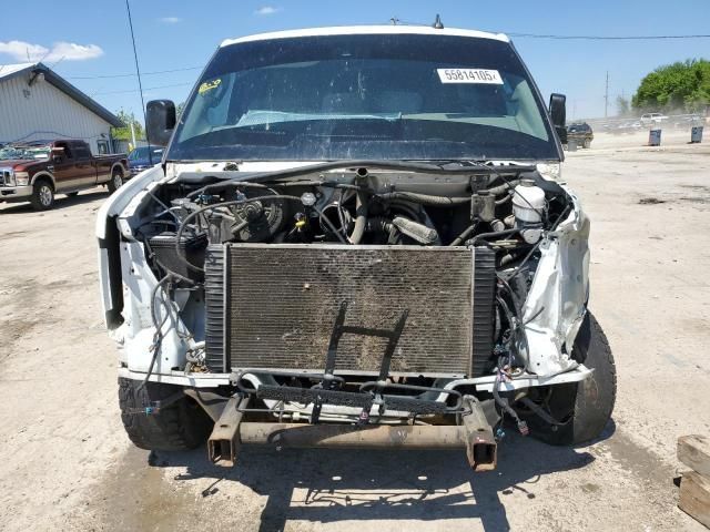 2019 Chevrolet Express G2500 LT