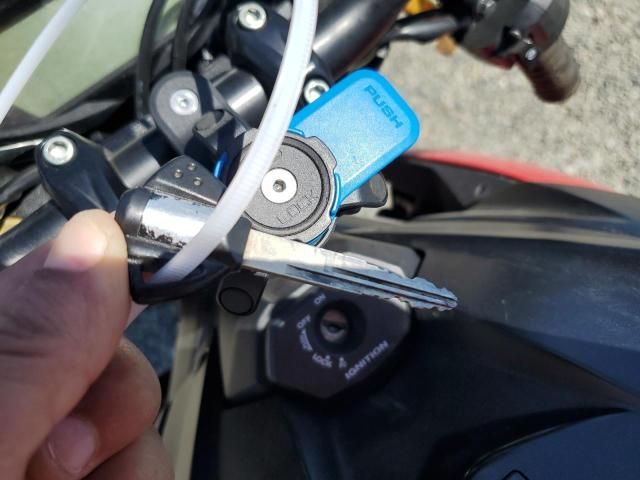 2018 Suzuki GSX-S750 M