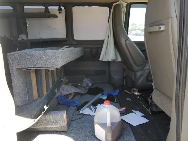 2019 Chevrolet Express G2500 LT