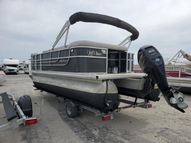 2014 Starcraft Co Boat