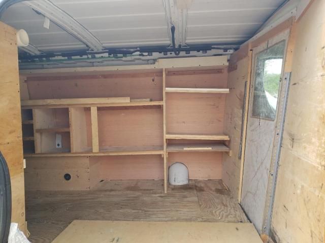 2013 Chevrolet Express G2500