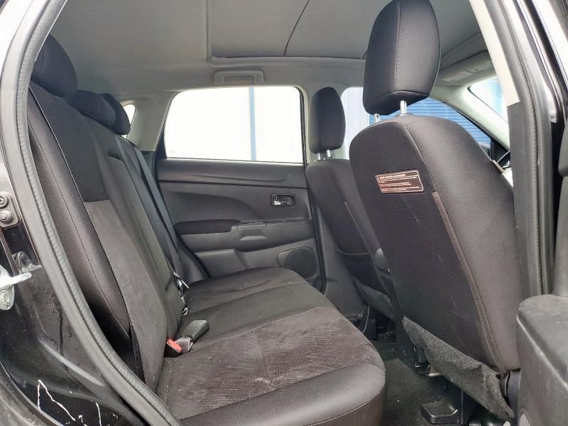 2013 Mitsubishi Outlander Sport LE