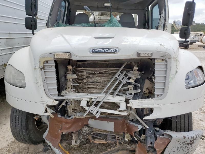 2016 Freightliner Business Class M2 Bucket Truck