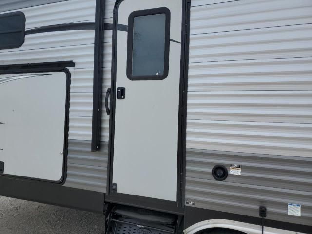 2017 Coachmen Travel