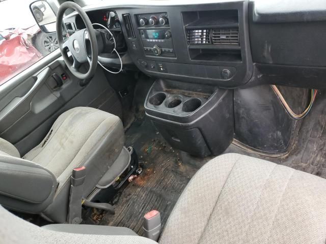 2011 Chevrolet Express G2500