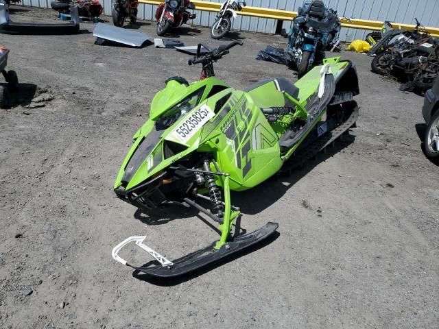 2022 Polaris Snowmobile