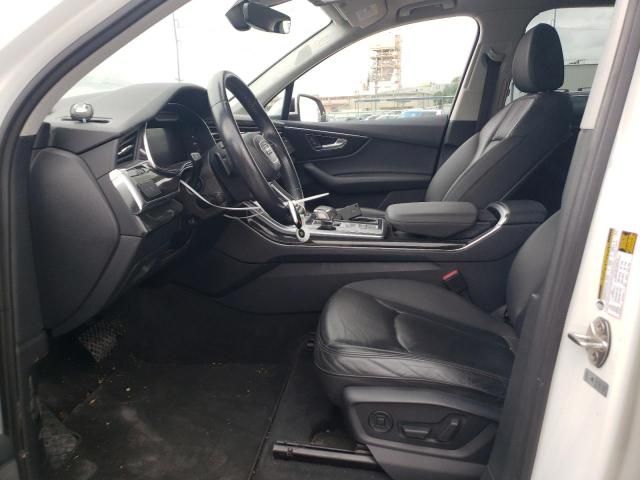 2020 Audi Q7 Premium Plus