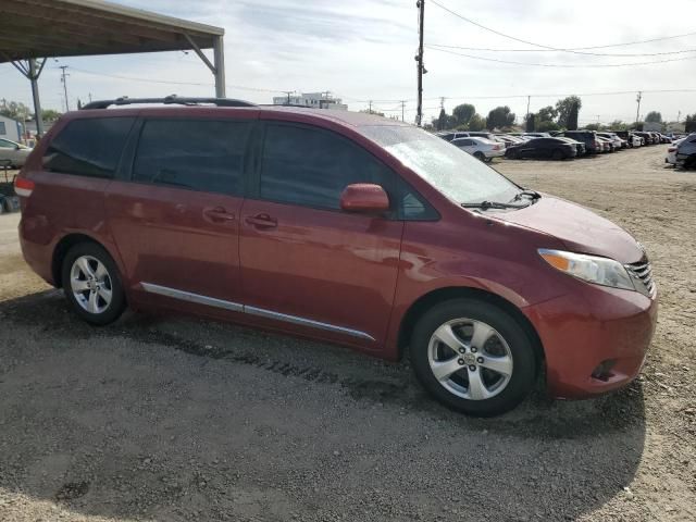 2011 Toyota Sienna LE