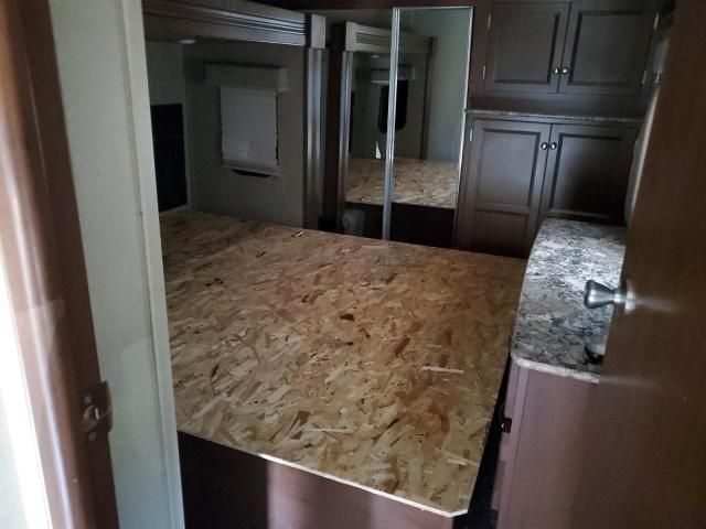 2015 Keystone 316 5th Wheel