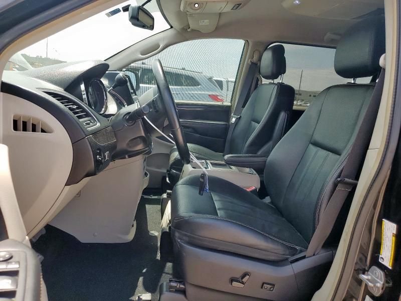 2015 Chrysler Town & Country Touring