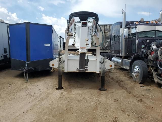 2024 PJ Hydraulic Tail Equipment Trailer