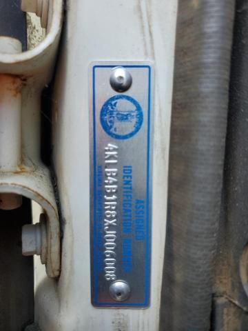 1999 Isuzu NPR
