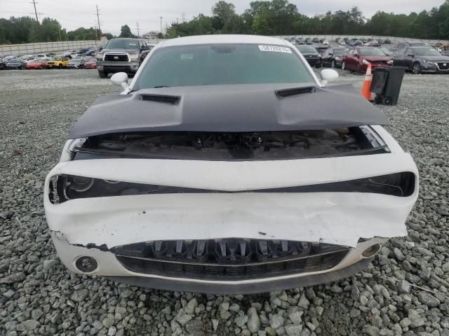 2015 Dodge Challenger SXT Plus