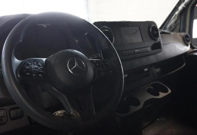 2022 Mercedes-Benz Sprinter 2500