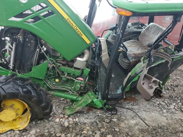 2022 John Deere 6105E