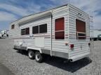 2005 Coachmen Motor Home