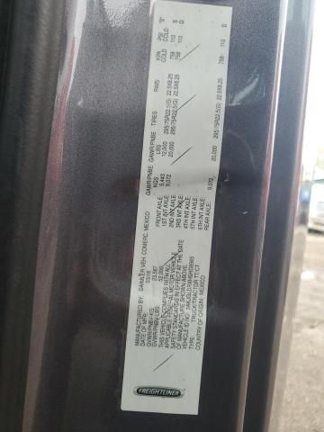 2017 Freightliner Cascadia 125