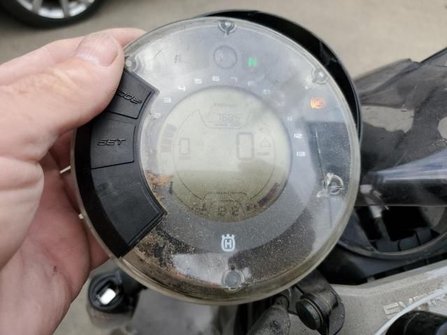 2019 Husqvarna Svartpilen 401
