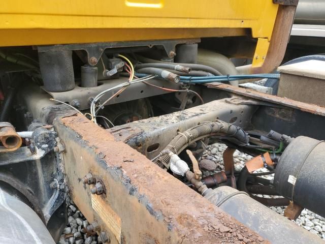 2008 Sterling 2008 Sterling L9500 Truck Cab AND Chassis