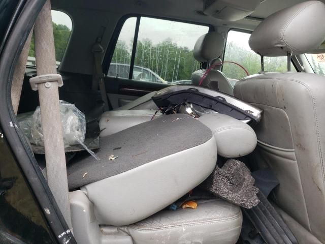 2004 Lincoln Navigator