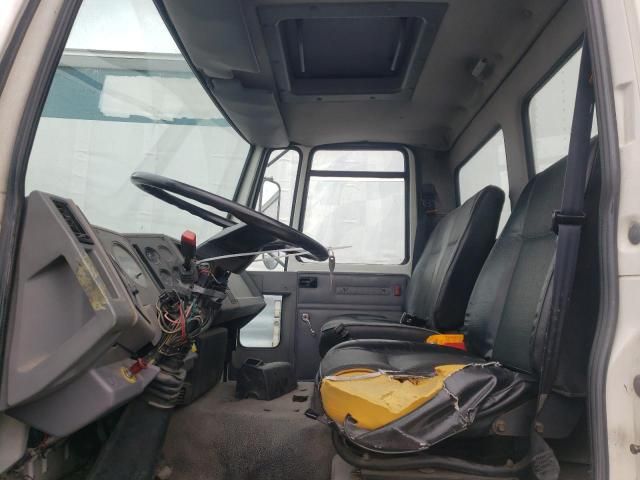 1996 Ford Low Tilt Cargo CF7000