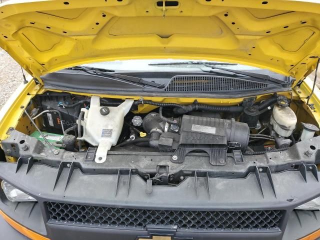 2017 Chevrolet Express G2500