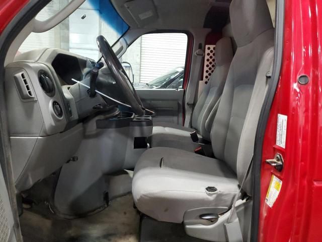 2013 Ford Econoline E350 Super Duty Van