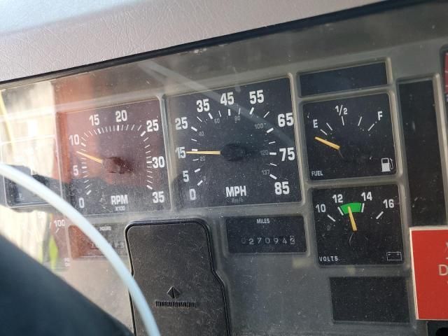 1999 International 4000 4900