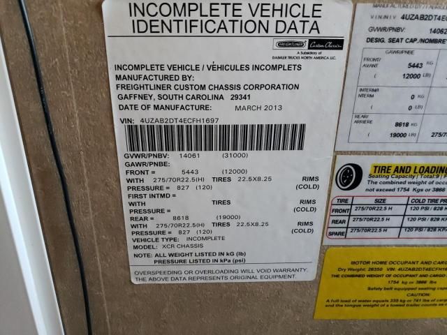 2014 Freightliner Chassis XC