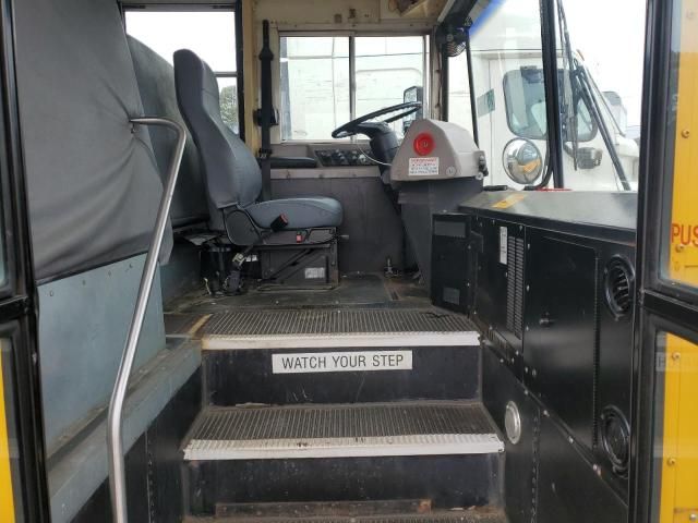 2005 Ic Corporation 3000