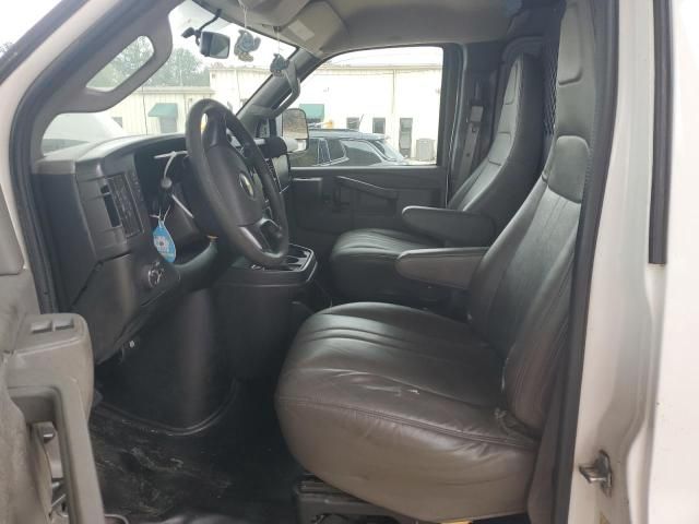 2016 Chevrolet Express G2500