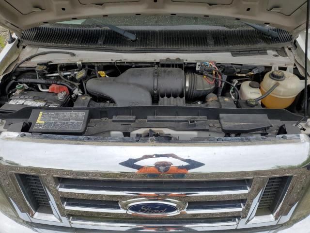 2010 Gkqt 2010 Ford Econoline E450 Super Duty Cutaway Van