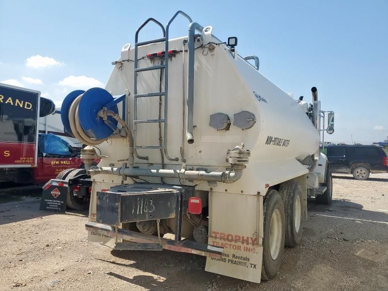 2018 Peterbilt 348 Water Truck