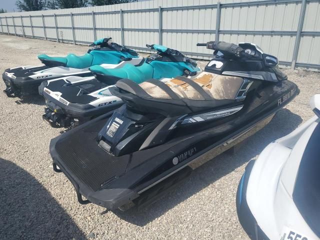 2017 Yamaha Waverunner