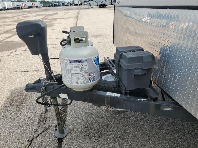 2014 Coachmen Freedom