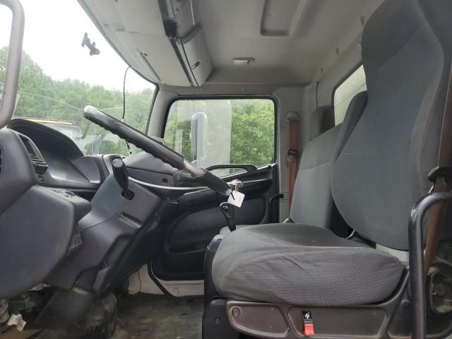 2015 Hino 258 268