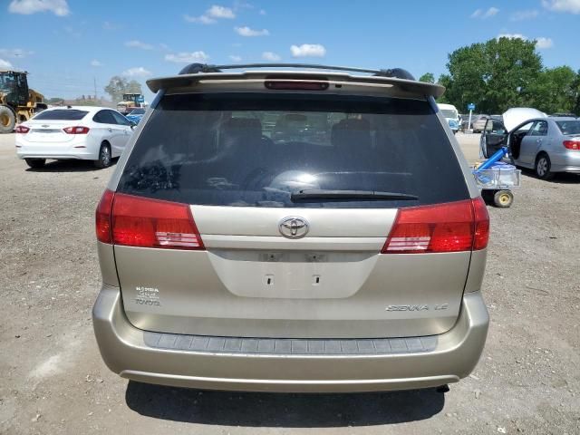 2004 Toyota Sienna CE
