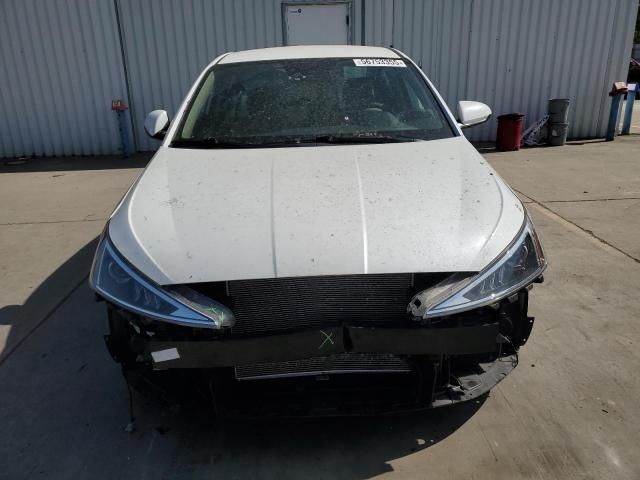 2020 Hyundai Elantra SE