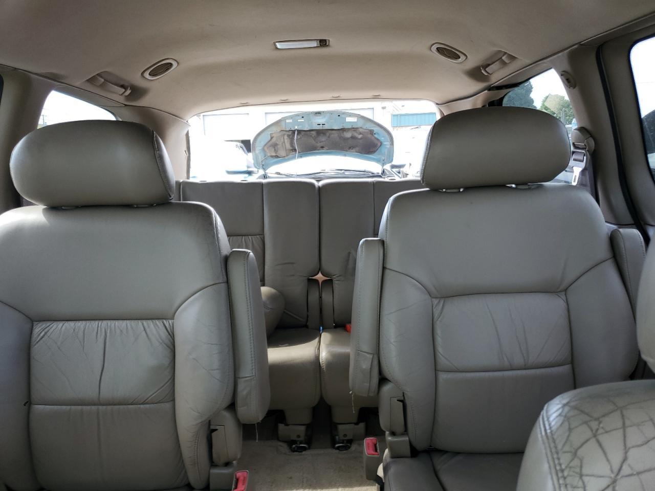 2001 Toyota Sienna le