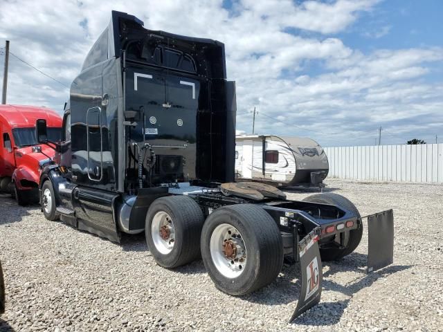 2019 Peterbilt 579 Semi Truck