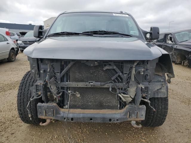 2010 Nissan Titan XE