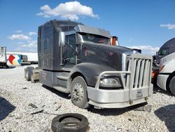 Kenworth Vehiculos salvage en venta: 2011 Kenworth T660 Semi Truck