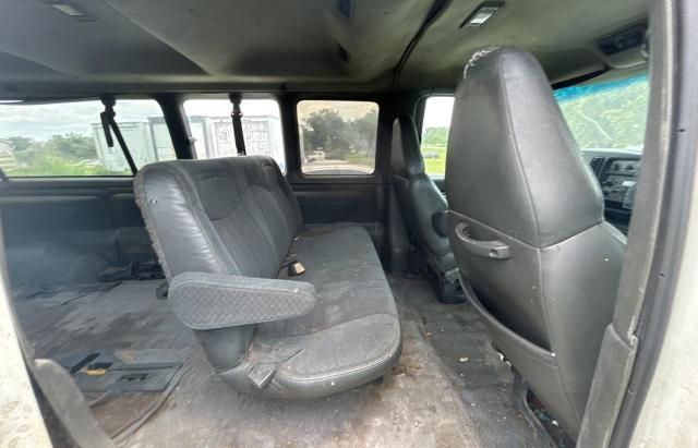 2002 Chevrolet Express G3500