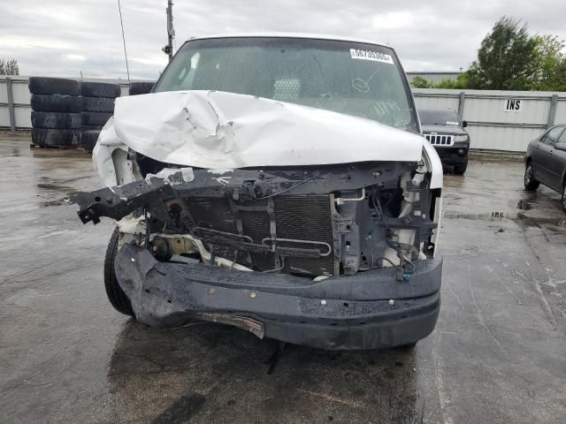 2017 GMC Savana G2500