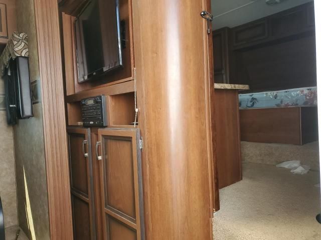2014 Zinger Trailer