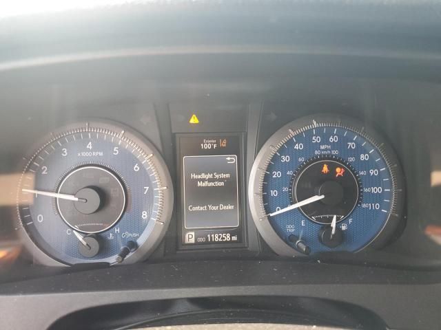 2018 Toyota Sienna LE