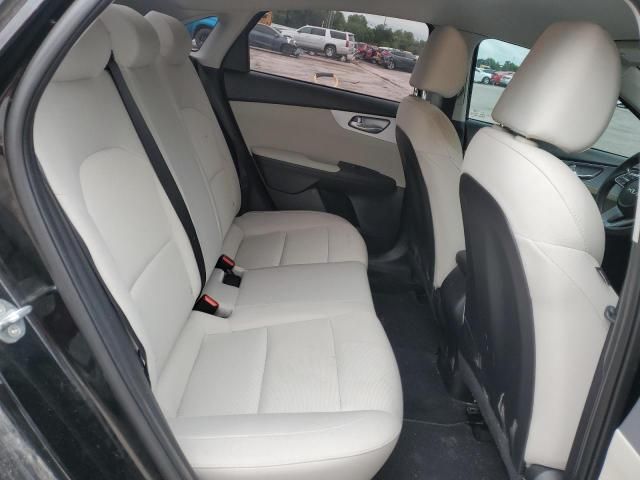 2023 KIA Forte LX