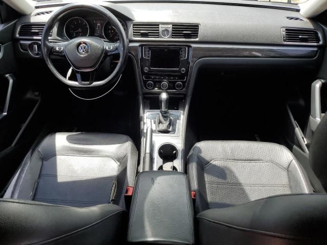 2016 Volkswagen Passat SE