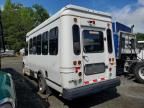 2017 Ford Econoline E350 Super Duty Cutaway Van